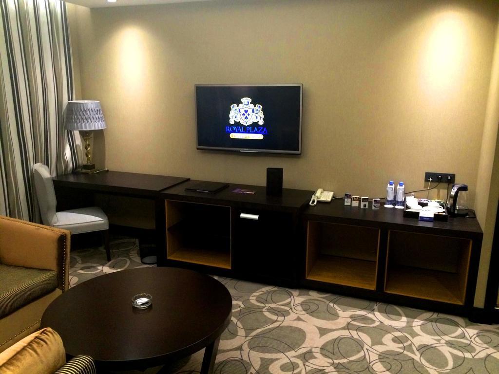 Royal Plaza Hotel And Casino Kapchagay Kamer foto