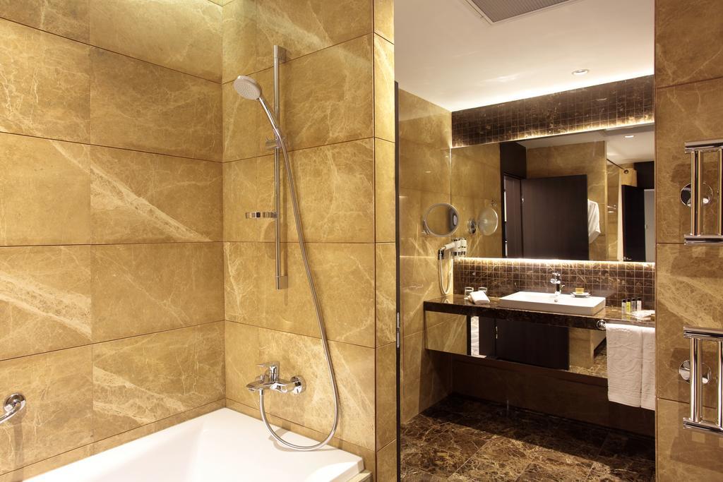Royal Plaza Hotel And Casino Kapchagay Kamer foto